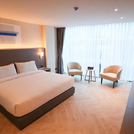 The One Cozy Living Hotel Pattaya ภายนอก รูปภาพ