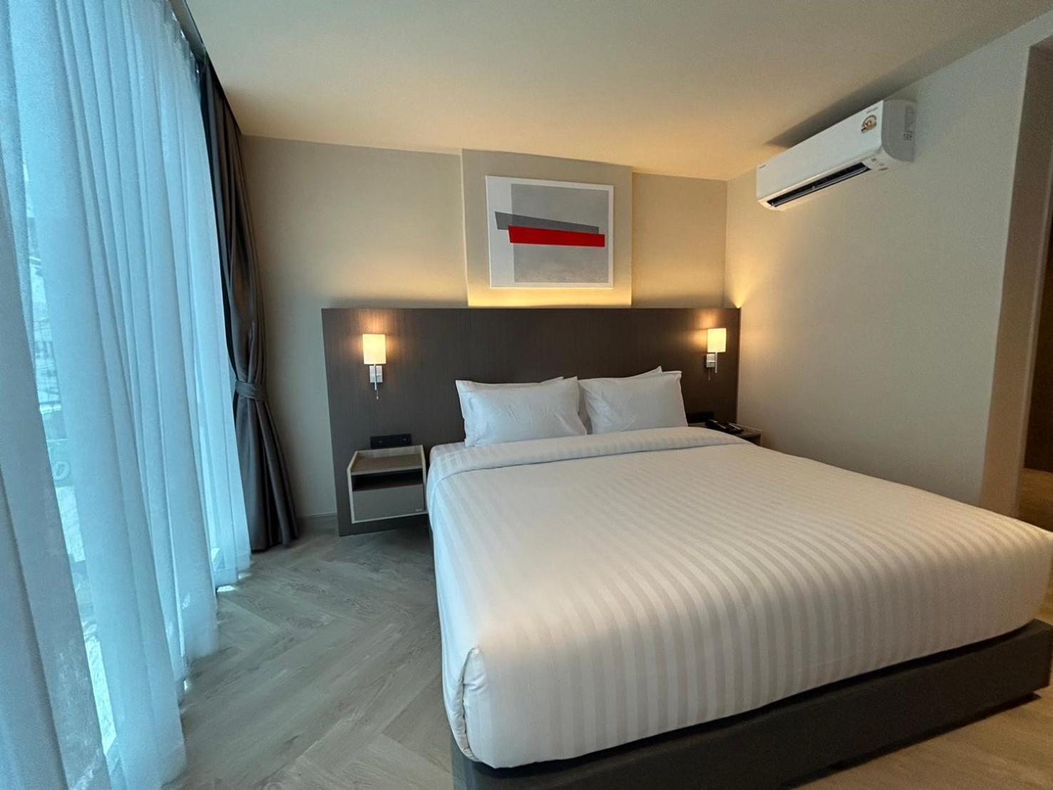 The One Cozy Living Hotel Pattaya ภายนอก รูปภาพ
