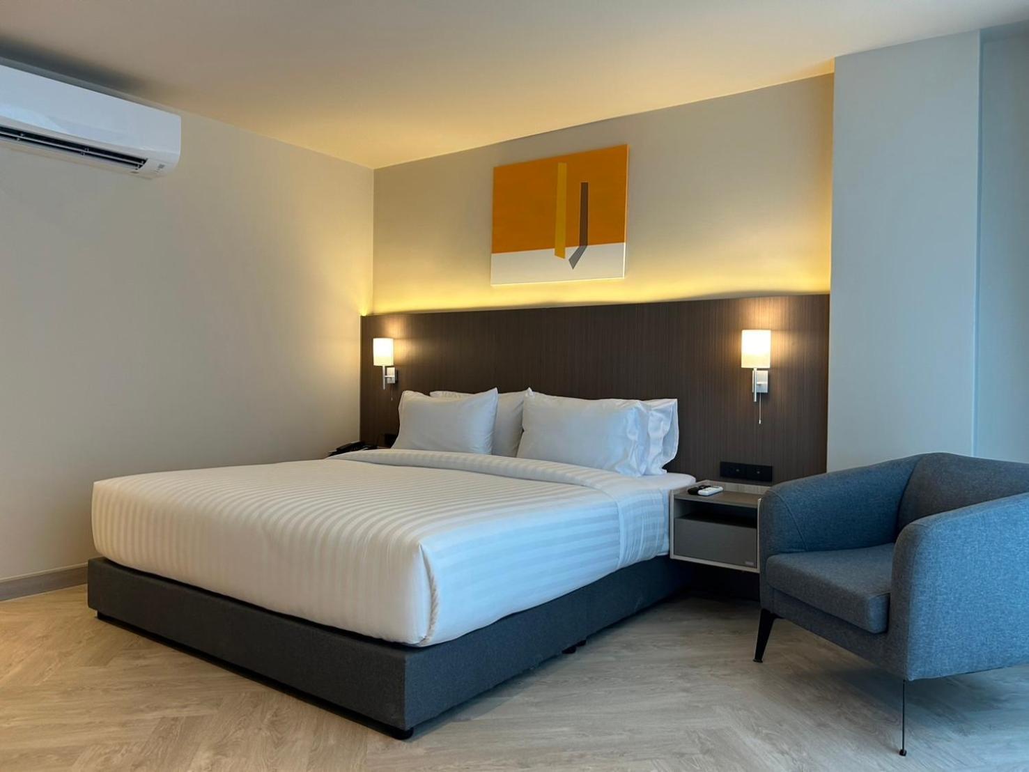 The One Cozy Living Hotel Pattaya ภายนอก รูปภาพ