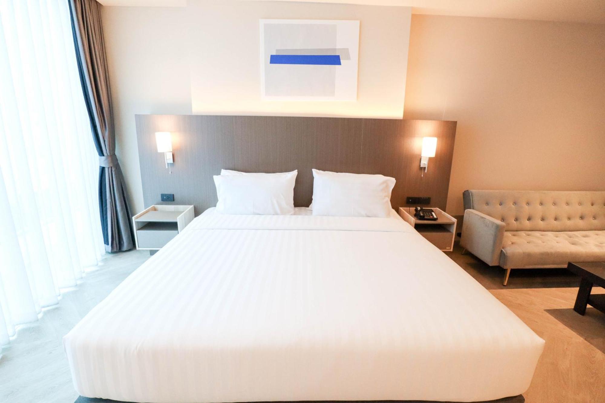 The One Cozy Living Hotel Pattaya ภายนอก รูปภาพ