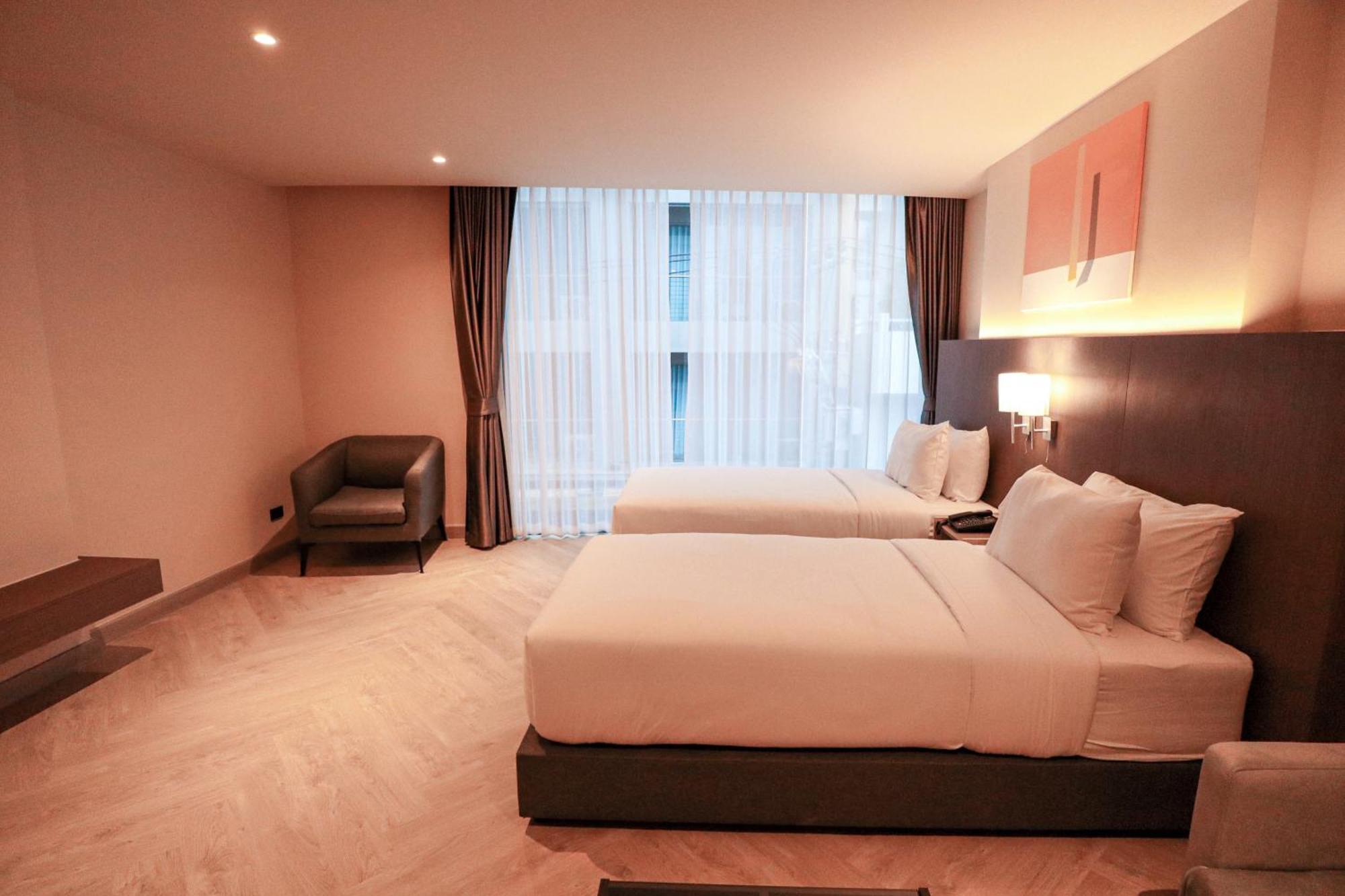 The One Cozy Living Hotel Pattaya ภายนอก รูปภาพ