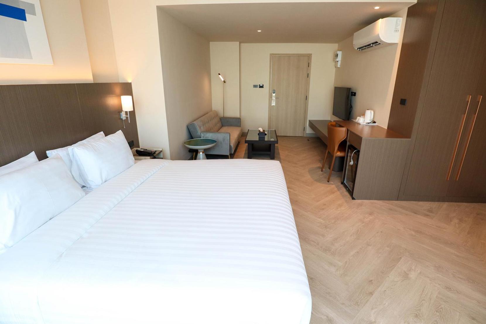 The One Cozy Living Hotel Pattaya ภายนอก รูปภาพ