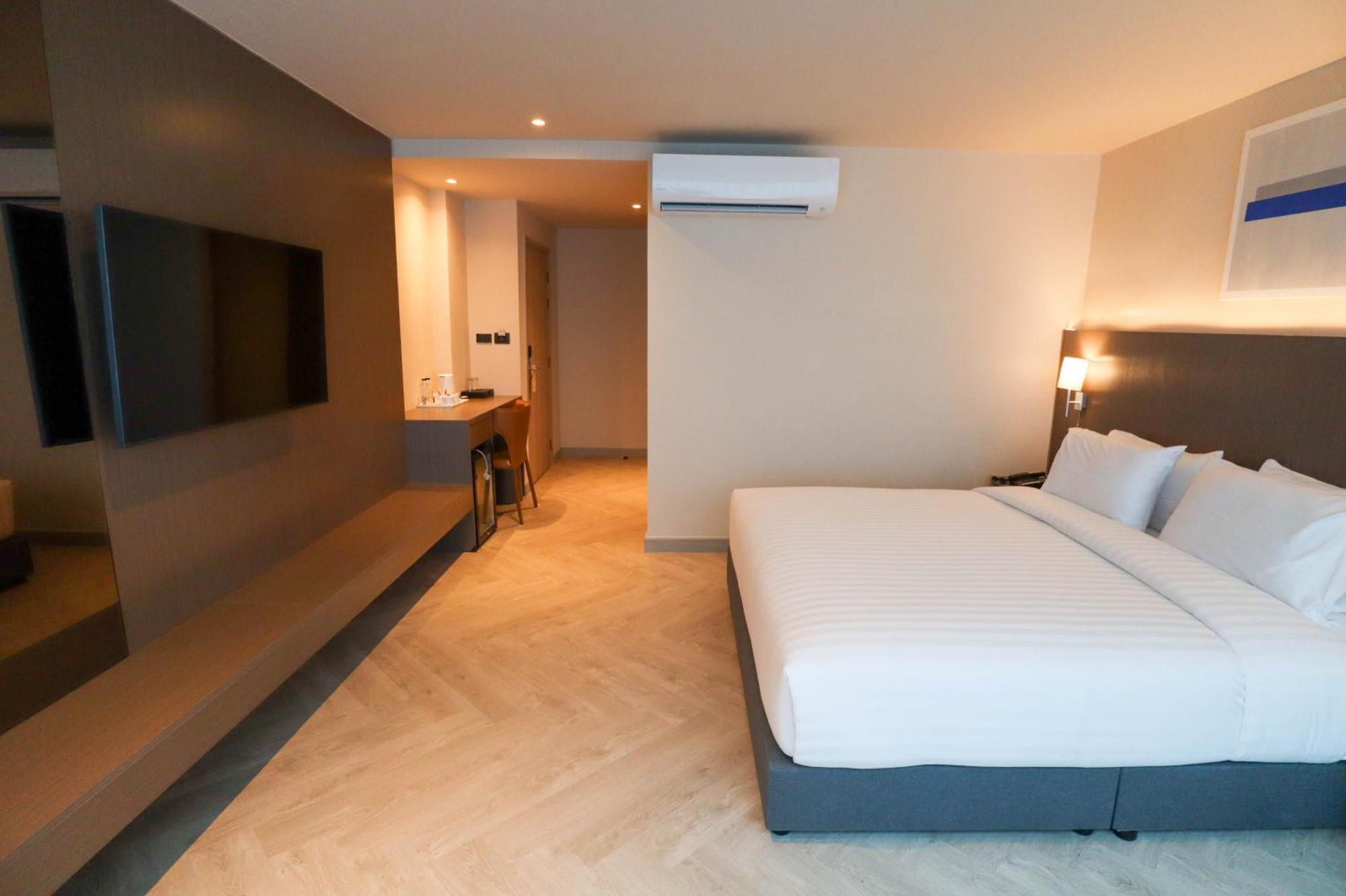 The One Cozy Living Hotel Pattaya ภายนอก รูปภาพ